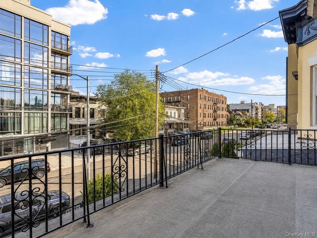 1462 New York Avenue, Brooklyn, NY 11210