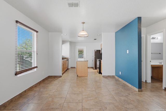 4415 WRANGLER RUN, San Antonio, TX 78223