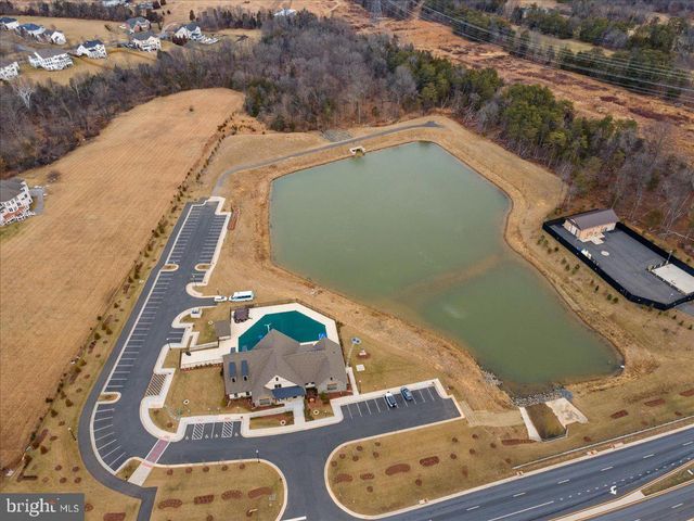 42104 CREIGHTON RD, Ashburn, VA 20148