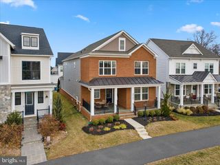 42104 CREIGHTON RD, Ashburn, VA 20148