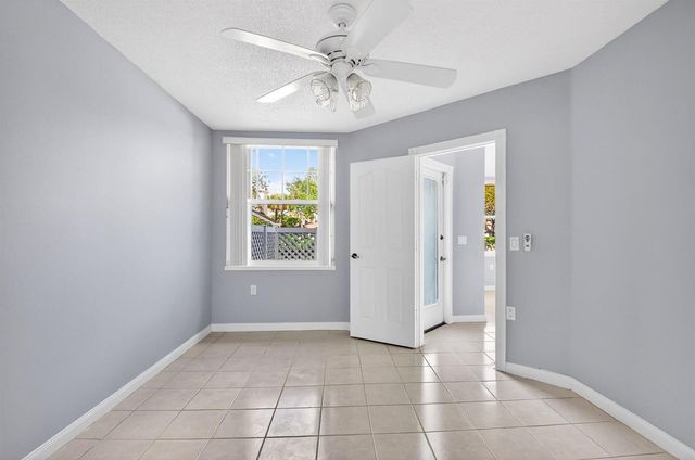 8111 Northboro Court 11b, Lake Clarke Shores, FL 33406