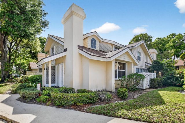 8111 Northboro Court 11b, Lake Clarke Shores, FL 33406