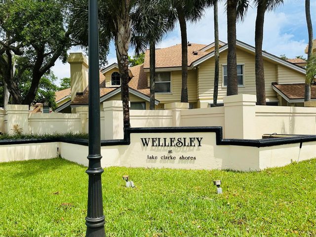 8111 Northboro Court 11b, Lake Clarke Shores, FL 33406