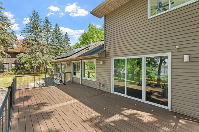 4337 Old Highway 10, Arden Hills, MN 55112