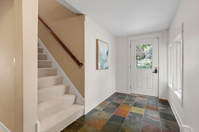 4337 Old Highway 10, Arden Hills, MN 55112