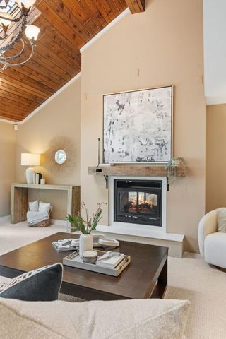 4337 Old Highway 10, Arden Hills, MN 55112