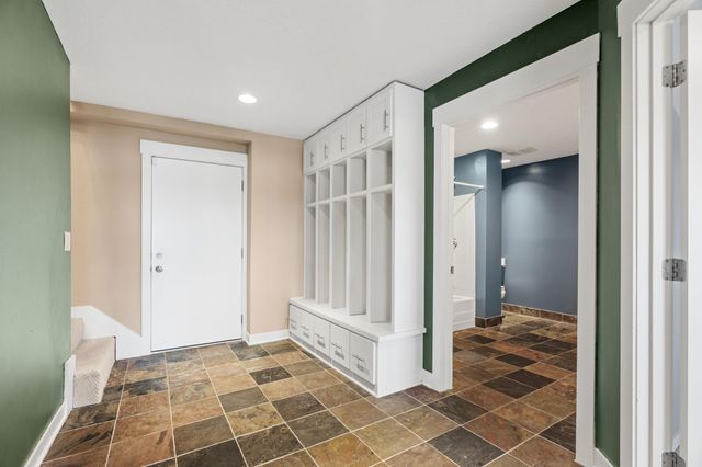 4337 Old Highway 10, Arden Hills, MN 55112