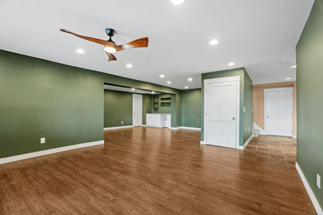 4337 Old Highway 10, Arden Hills, MN 55112