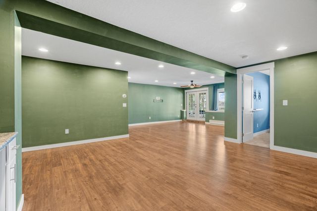 4337 Old Highway 10, Arden Hills, MN 55112