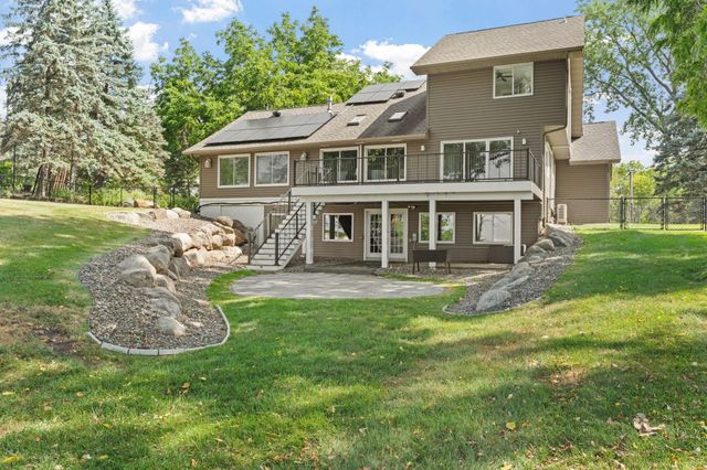 4337 Old Highway 10, Arden Hills, MN 55112