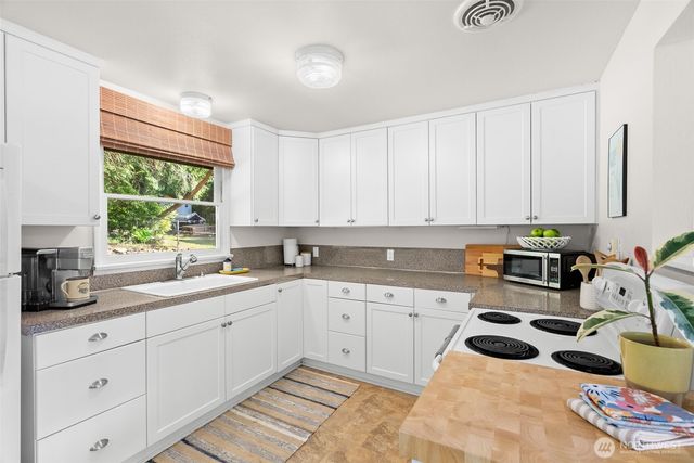 6714 156th Avenue SW, Longbranch, WA 98351