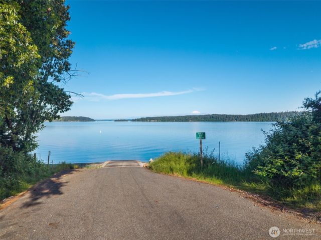 6714 156th Avenue SW, Longbranch, WA 98351