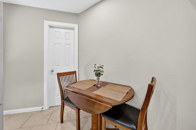 2632 Wicker Avenue, Farmers Branch, TX 75234