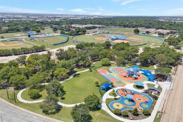 2632 Wicker Avenue, Farmers Branch, TX 75234