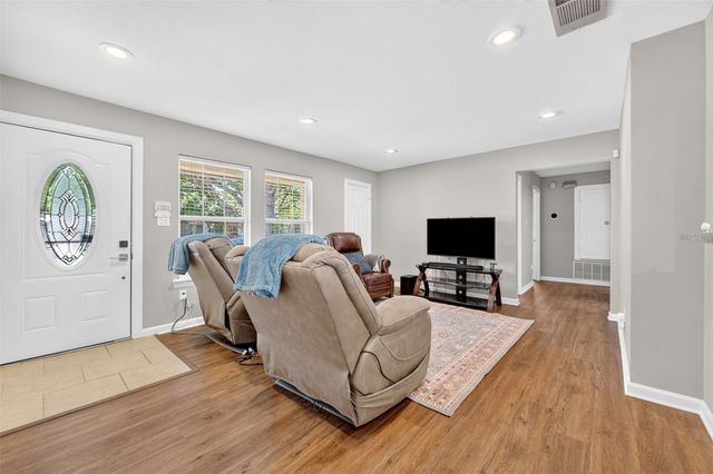 2632 Wicker Avenue, Farmers Branch, TX 75234