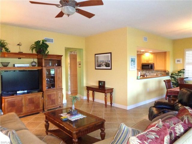 713 Regency Reserve CIR 5901, Naples, FL 34119