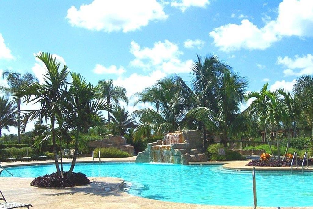 713 Regency Reserve CIR 5901, Naples, FL 34119