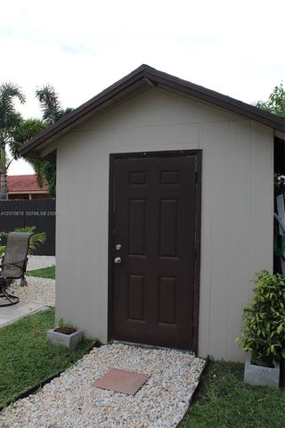 25352 SW 122nd Court, Homestead, FL 33032