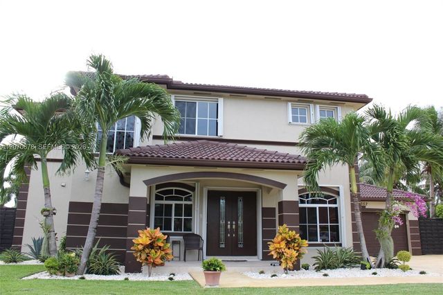 25352 SW 122nd Court, Homestead, FL 33032
