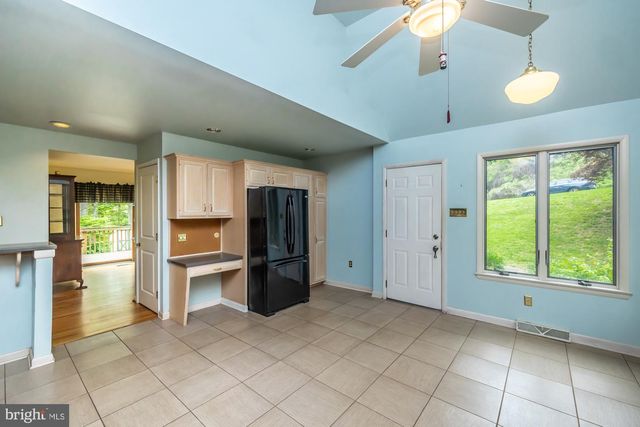 20 HUNTER RD, Coatesville, PA 19320