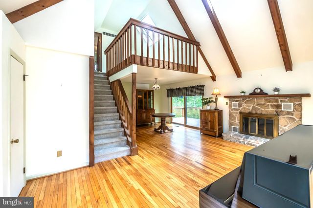 20 HUNTER RD, Coatesville, PA 19320