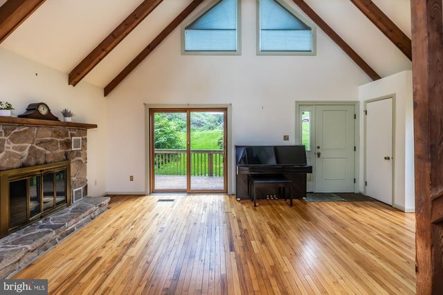 20 HUNTER RD, Coatesville, PA 19320