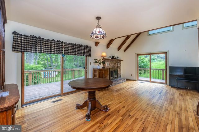 20 HUNTER RD, Coatesville, PA 19320