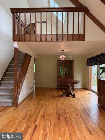 20 HUNTER RD, Coatesville, PA 19320