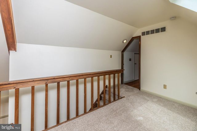 20 HUNTER RD, Coatesville, PA 19320