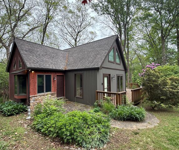 20 HUNTER RD, Coatesville, PA 19320
