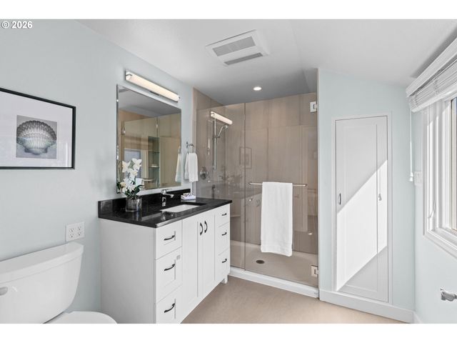 6826 Sw 10TH Ave, Portland, OR 97219