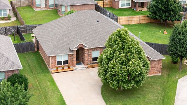 1817 Shady Lane, Edmond, OK 73003