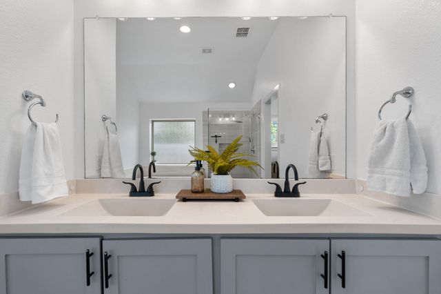 1233 9th Street, Argyle, TX 76226