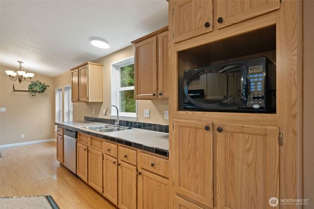 1300 Flower Avenue, Port Orchard, WA 98366