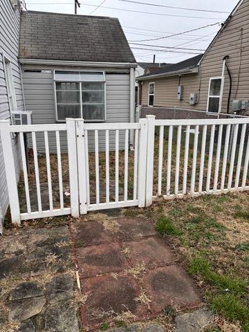 3419 SOLLERS POINT RD, Baltimore, MD 21222
