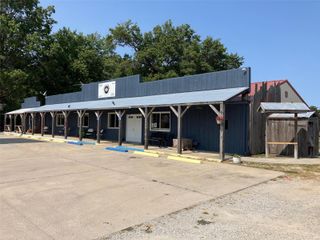 143 Illinois Route N, Pocahontas, IL 62275