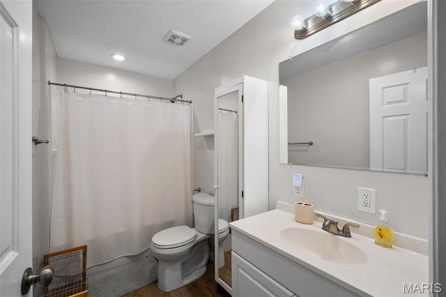 4309 Maryland Avenue 4B, St Louis, MO 63108