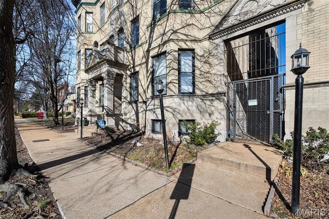 4309 Maryland Avenue 4B, St Louis, MO 63108