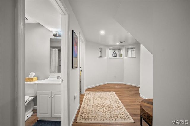 4309 Maryland Avenue 4B, St Louis, MO 63108