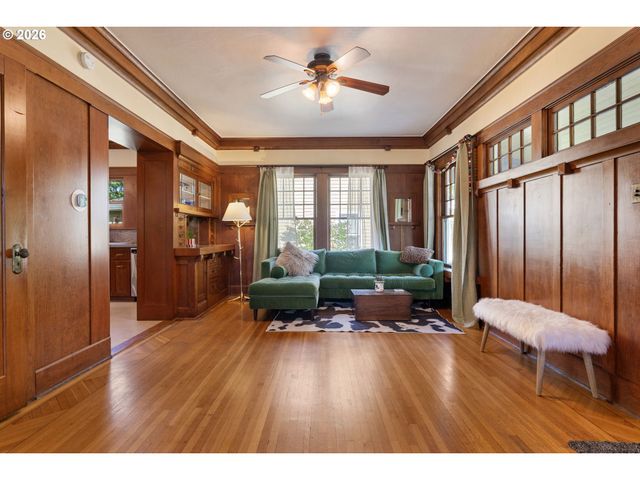 5735 N DETROIT Ave, Portland, OR 97217