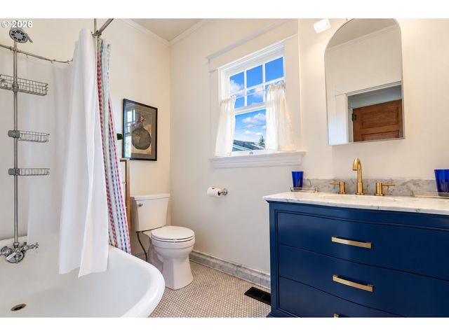 5735 N DETROIT Ave, Portland, OR 97217
