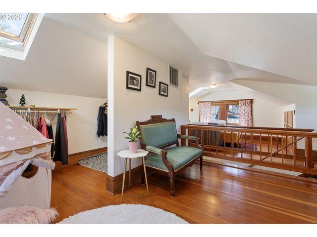 5735 N DETROIT Ave, Portland, OR 97217