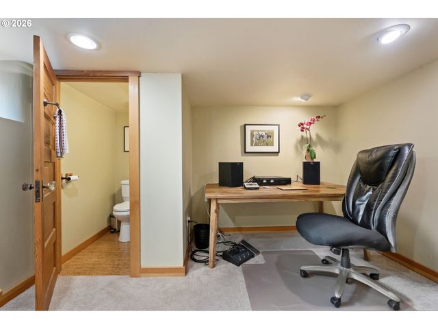 5735 N DETROIT Ave, Portland, OR 97217
