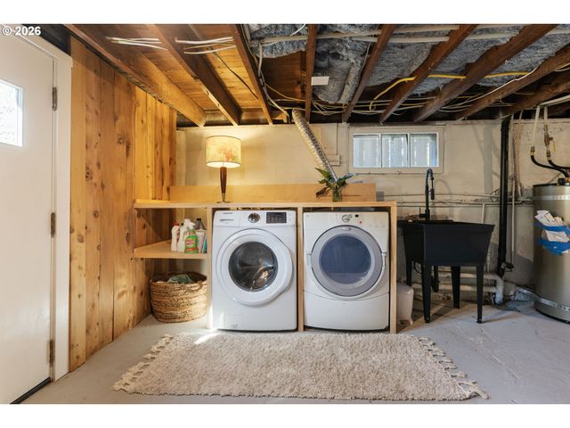 5735 N DETROIT Ave, Portland, OR 97217