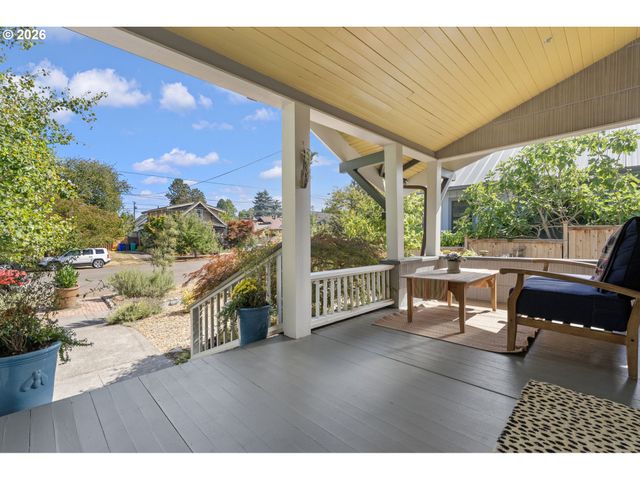 5735 N DETROIT Ave, Portland, OR 97217