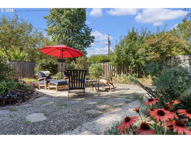 5735 N DETROIT Ave, Portland, OR 97217