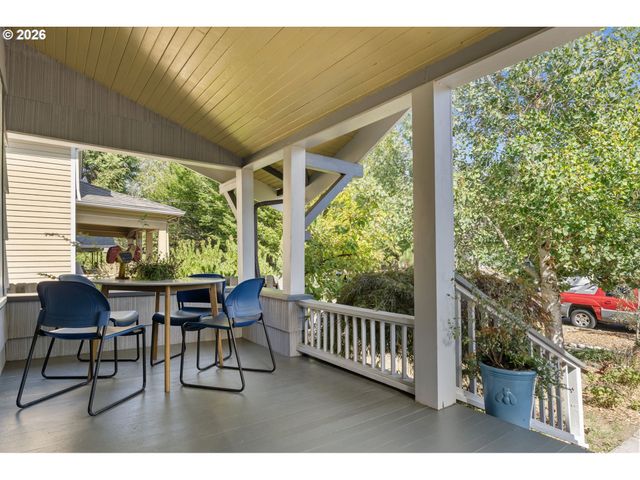 5735 N DETROIT Ave, Portland, OR 97217