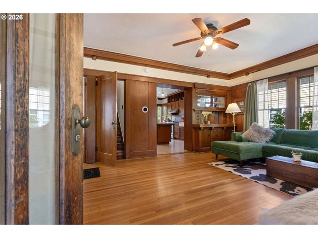 5735 N DETROIT Ave, Portland, OR 97217