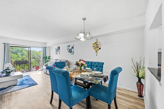3760 NW 115TH Avenue 7-4, Coral Springs, FL 33065
