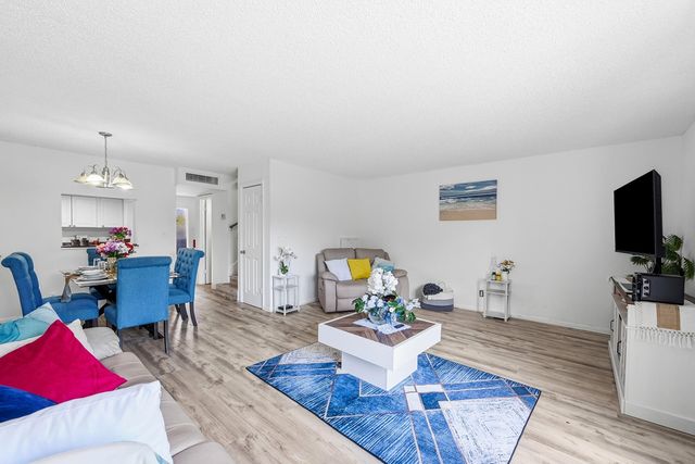 3760 NW 115TH Avenue 7-4, Coral Springs, FL 33065